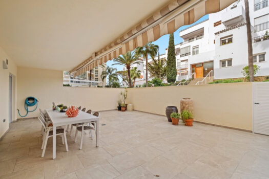 Apartmán v přízemí – 3 ložnice – Torrequebrada