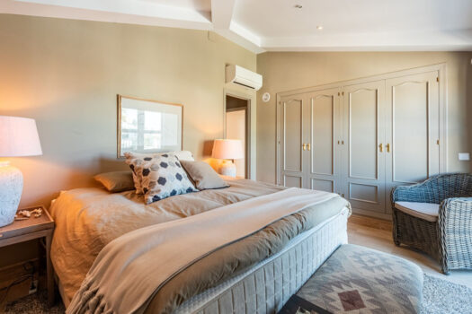 5 Bed Detached Villa for sale in Estepona, Costa del Sol