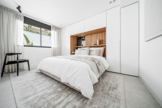 Samostatná vila – 4 ložnice – Nueva Andalucia