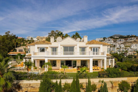 Samostatná vila – 5 ložnic – Benahavis