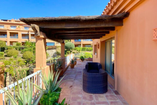 3 Bed Penthouse Apartment for sale in Atalaya, Costa del Sol