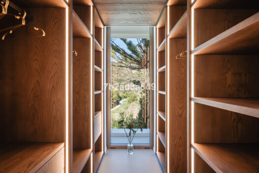 6 Bed Detached Villa for sale in La Quinta, Costa del Sol