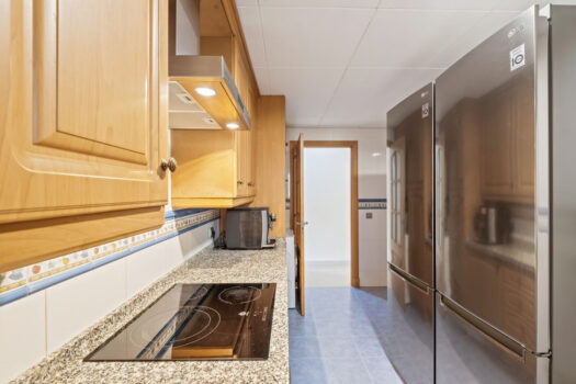 2 Bed Ground Floor Apartment for sale in Benalmadena Costa, Costa del Sol