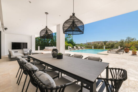 Samostatná vila – 5 ložnic – Nueva Andalucia