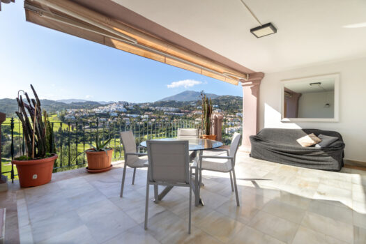 3 Bed Terraced Townhouse for sale in Benahavis, Costa del Sol