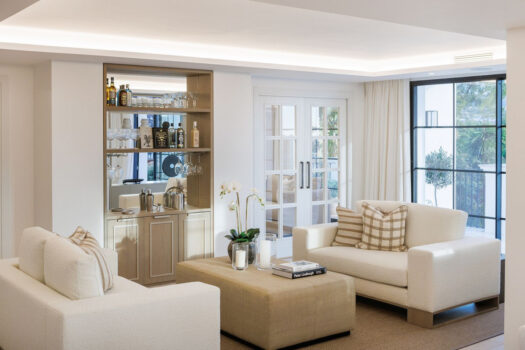 5 Bed Detached Villa for sale in Nueva Andalucia, Costa del Sol