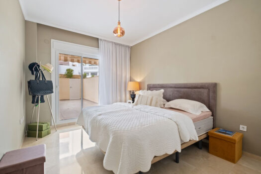 Apartmán v přízemí – 3 ložnice – Torrequebrada