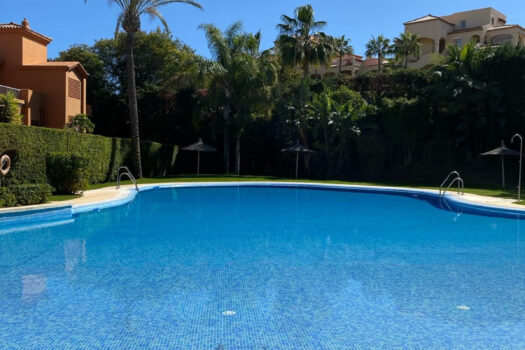 3 Bed Penthouse Apartment for sale in Atalaya, Costa del Sol