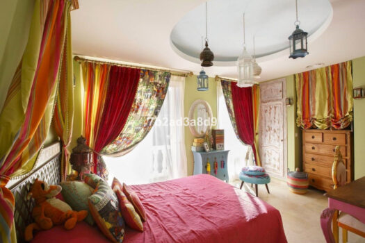 3 Bed Detached Villa for sale in Istan, Costa del Sol