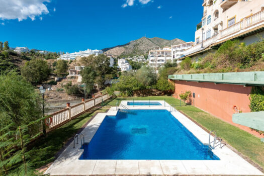 2 Bed Penthouse Apartment for sale in Benalmadena Costa, Costa del Sol
