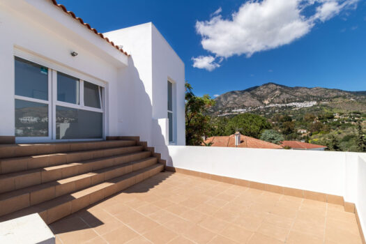 Samostatná vila – 4 ložnice – Mijas