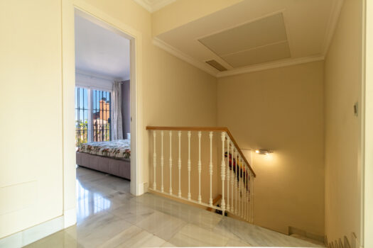 3 Bed Terraced Townhouse for sale in Benahavis, Costa del Sol