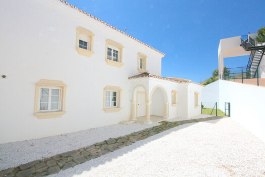 3 Bed Detached Villa for sale in Valtocado, Costa del Sol