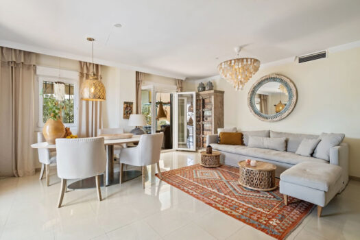 2 Bed Ground Floor Apartment for sale in Benalmadena Costa, Costa del Sol