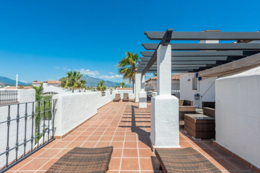2 Bed roproperties.Penthouse Duplex Apartment for sale in San Pedro de Alcantara, Costa del Sol