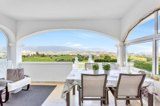 Samostatná vila – 4 ložnice – Cerros del Aguila