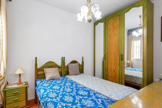 TOWNHOUSE OPPORTUNITY IN LOS ALTOS