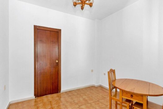 Opportunity in La Mata ground floor with 1 bedroom plot