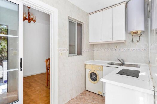 Opportunity in La Mata ground floor with 1 bedroom plot