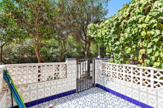 Opportunity in La Mata ground floor with 1 bedroom plot