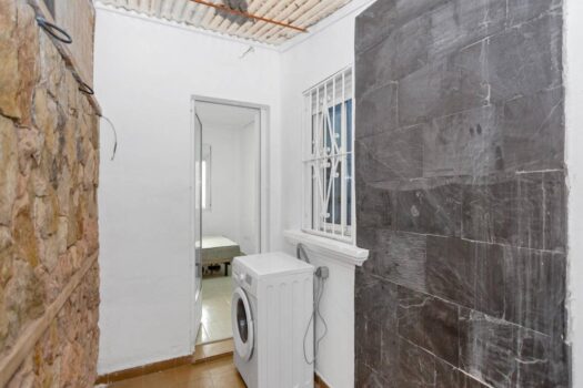 Apartment just a 9-minute walk from Playa del Cura!