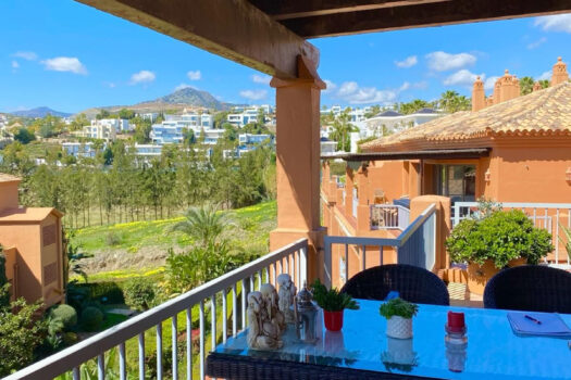 3 Bed Penthouse Apartment for sale in Atalaya, Costa del Sol