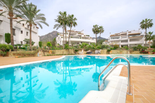 3 Bed Ground Floor Apartment for sale in The Golden Mile, Costa del Sol