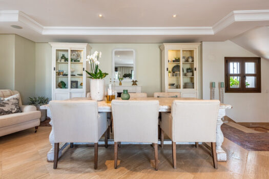 5 Bed Detached Villa for sale in Estepona, Costa del Sol