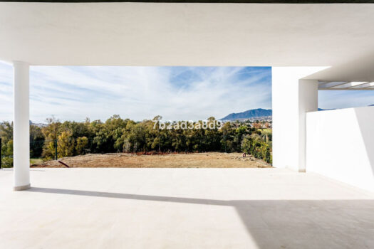 3 Bed Semi Detached Villa for sale in Guadalmina Alta, Costa del Sol