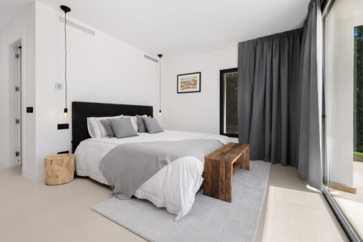 Samostatná vila – 5 ložnic – Nueva Andalucia