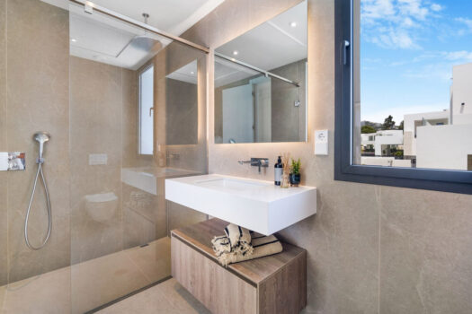 6 Bed Detached Villa for sale in Marbella, Costa del Sol