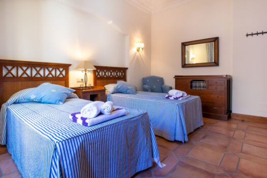 4 Bed Detached Villa for sale in Mijas Golf, Costa del Sol