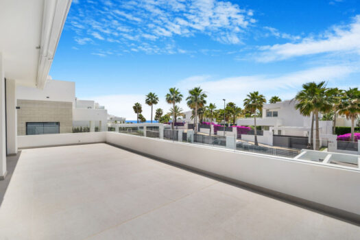 6 Bed Detached Villa for sale in Marbella, Costa del Sol