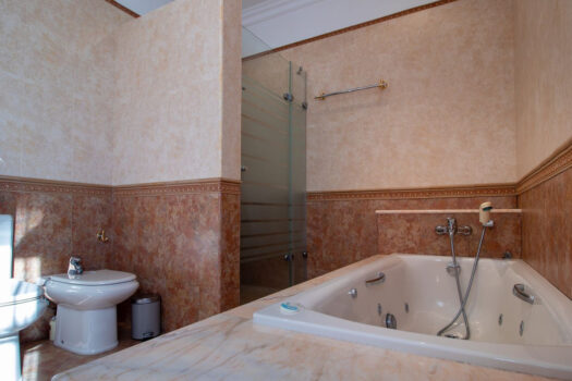 4 Bed Detached Villa for sale in Mijas Golf, Costa del Sol