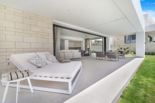 6 Bed Detached Villa for sale in Marbella, Costa del Sol