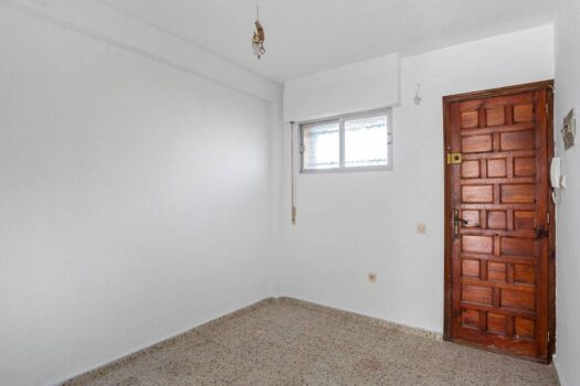 Opportunity at an unbeatable price! Your South home a stone’s throw from the dunes and the sea