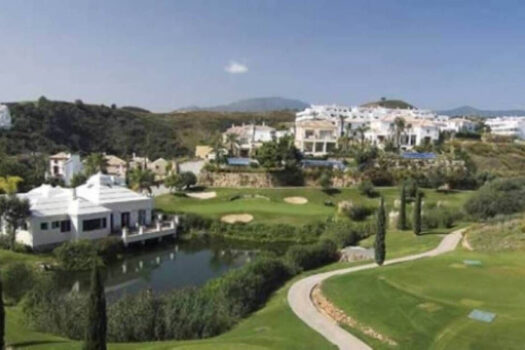 4 Bed Detached Villa for sale in Selwo, Costa del Sol