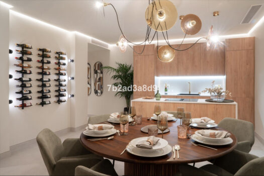 3 Bed Middle Floor Apartment for sale in New Golden Mile, Costa del Sol