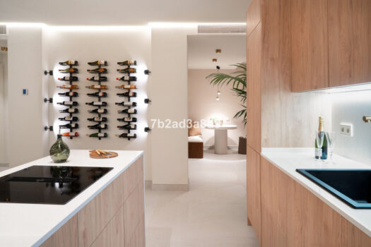 3 Bed Middle Floor Apartment for sale in New Golden Mile, Costa del Sol