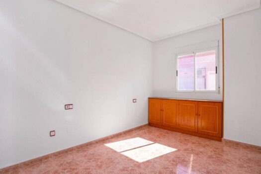 Fantastic Penthouse with Large Terrace and Clear Views Garage and community pool in Torrevieja