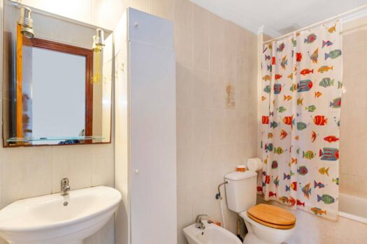 Beautiful and comfortable apartment with 2 bedrooms + 1 bathroom in front of the Bus Station