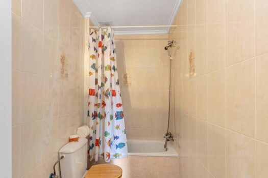 Beautiful and comfortable apartment with 2 bedrooms + 1 bathroom in front of the Bus Station