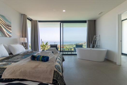 4 Bed Detached Villa for sale in Manilva, Costa del Sol