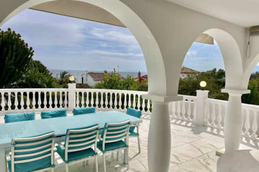 6 Bed Detached Villa for sale in Rio Real, Costa del Sol