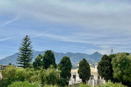 6 Bed Detached Villa for sale in Rio Real, Costa del Sol