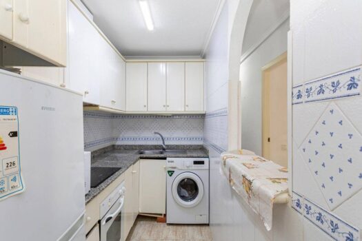 Opportunity for 3 bedrooms with pool and green areas