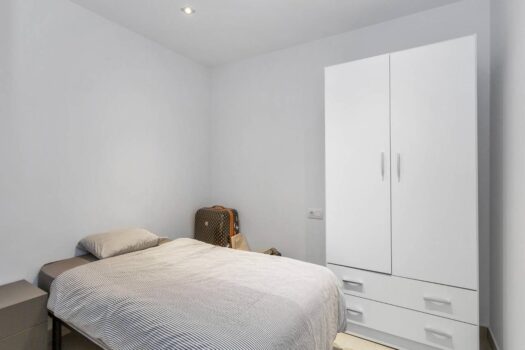 Nádherná samostatná vila s bazénem!!