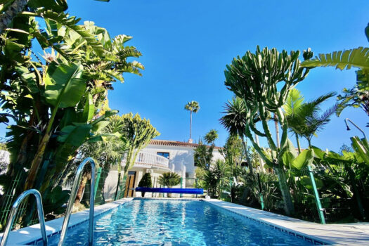 6 Bed Detached Villa for sale in Rio Real, Costa del Sol