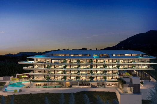 3 Bed Middle Floor Apartment for sale in Benalmadena Costa, Costa del Sol