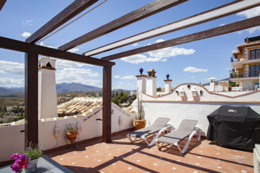 2 Bed Semi Detached Villa for sale in Mijas Golf, Costa del Sol